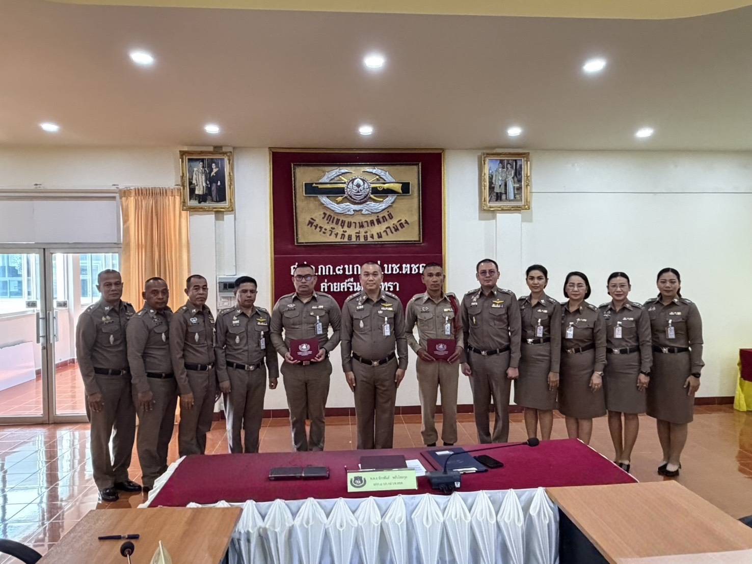 มอบประกาศเกียรติคุณและเงินรางวัลให้กับข้าราชการตำรวจฝ่ายอำนวยการดีเด่นและฝ่ายปฎิบัติการดีเด่น ประจำเดือน กุมภาพันธ์ ๒๕๖๙